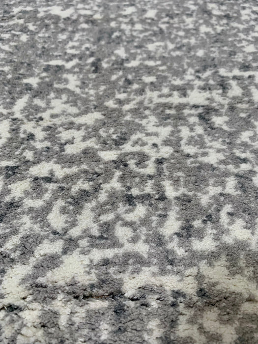 8'x10' Large Cream/Grey Ultra Soft  Micro-Shag Area Rug