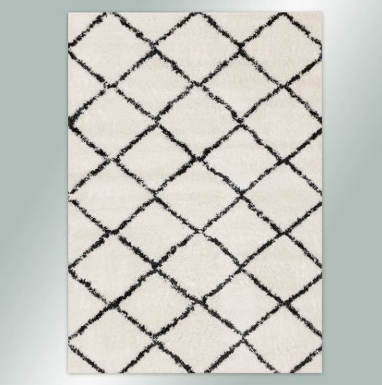 5'3" x 7'7" Simple Shag White Black Trellis Indoor Area Rug