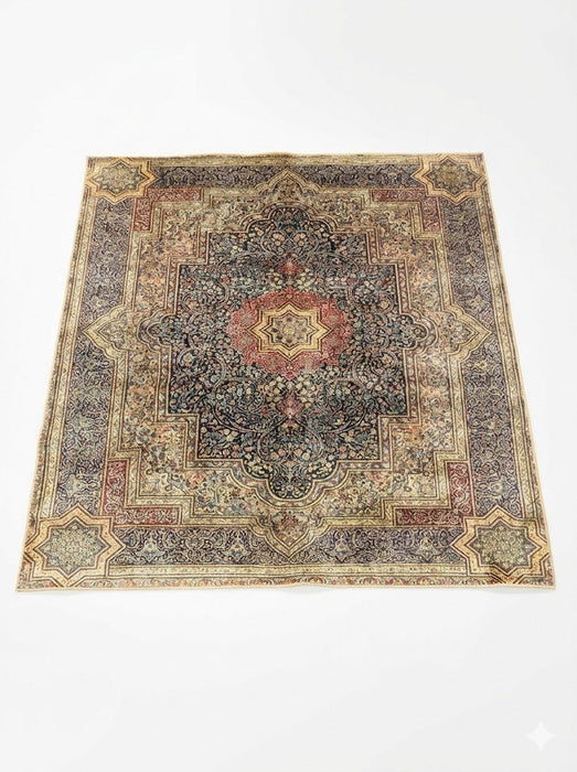 7' x 7' Square Area Rug