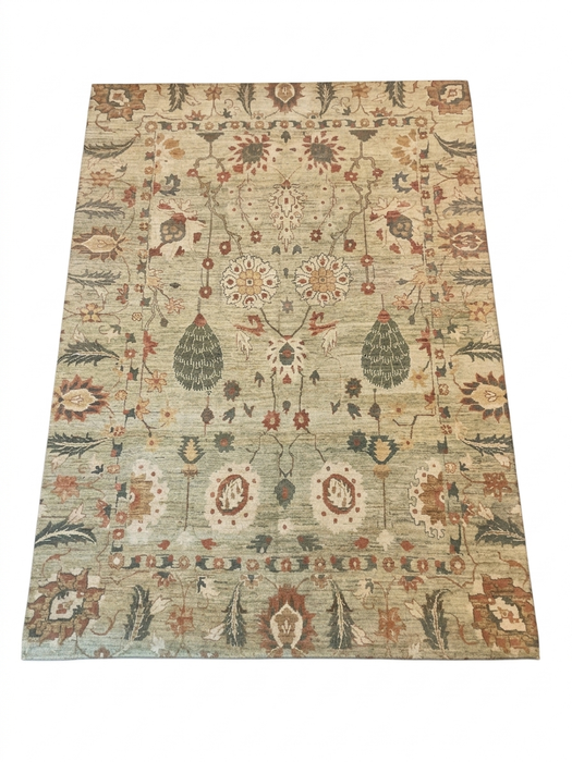 4' x 6' Area Rug