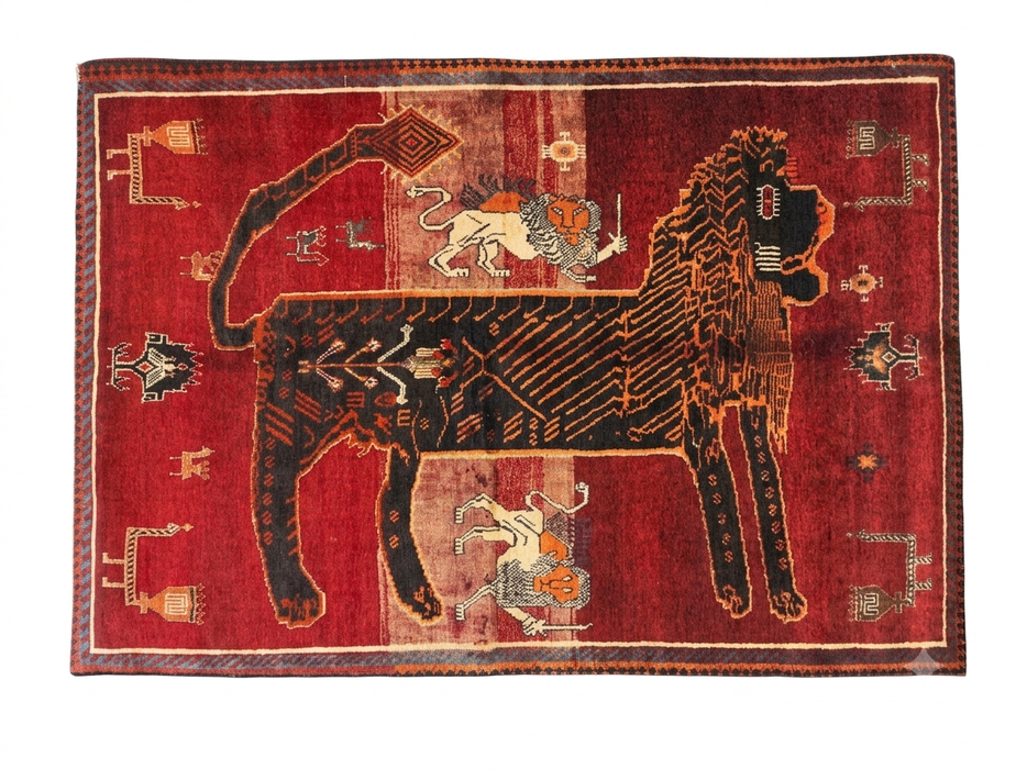 4' x 6' Area Rug