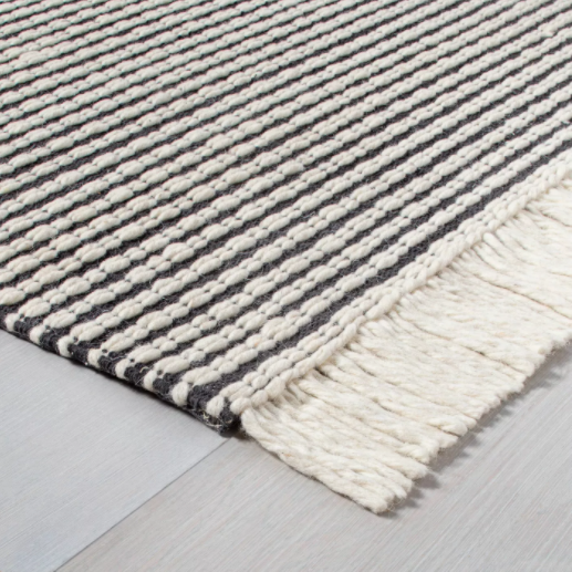 Size 5' x 7' Color Gray Hand Made Textured Stripe Area Rug