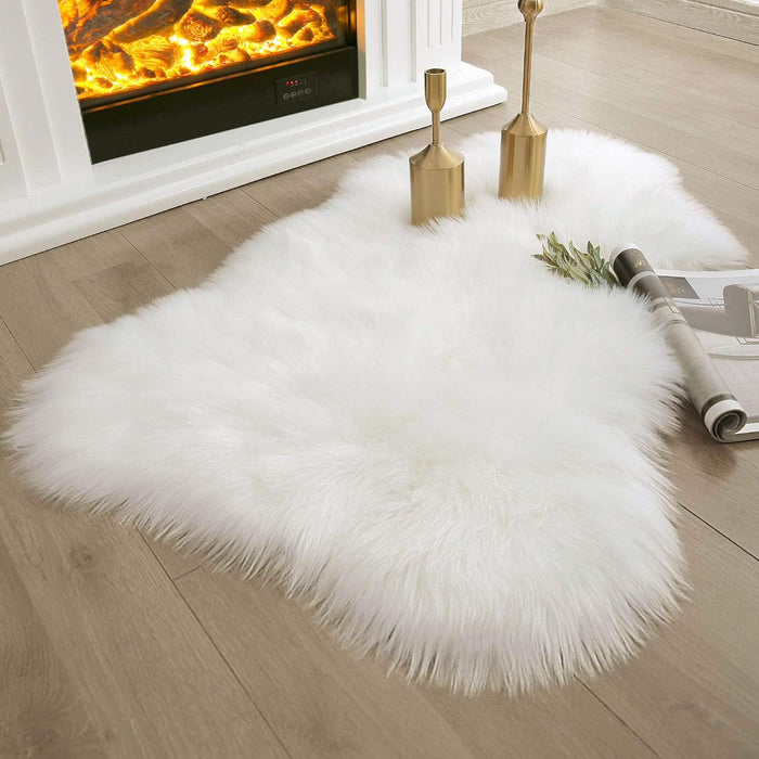 Ashler Faux Fur Rug, White Small Area Rugs, Fluffy Sheepskin Fur Rug, Ultra Soft 2x3 Ft Rugs, Machine Washable Shag Rug, Nursery Throw Rugs for Bed, Living, Kids Room