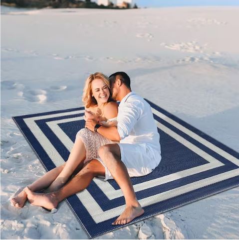 Paris Navy Creme 5 ft. x 7 ft. Modern Plastic Indoor/Outdoor Area Rug