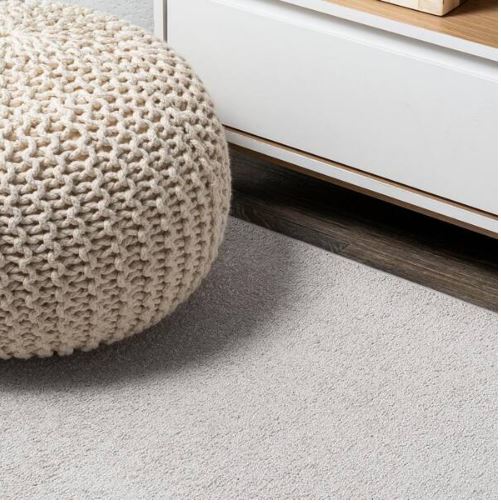 Haze Solid Low-Pile Ivory 5 ft. Round Area Rug