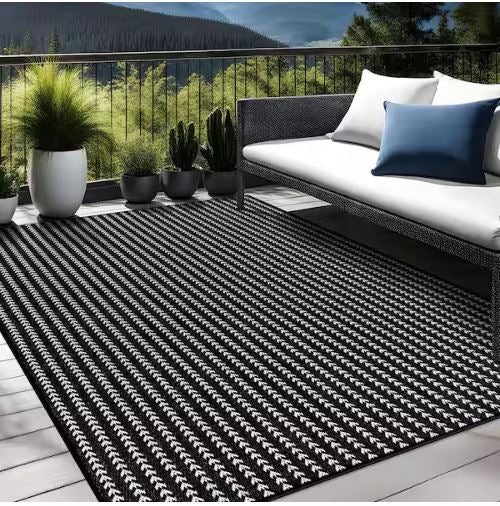 Arrow Black 8 ft. x 10 ft. Chevron Striped Washable Indoor Outdoor Area Rug