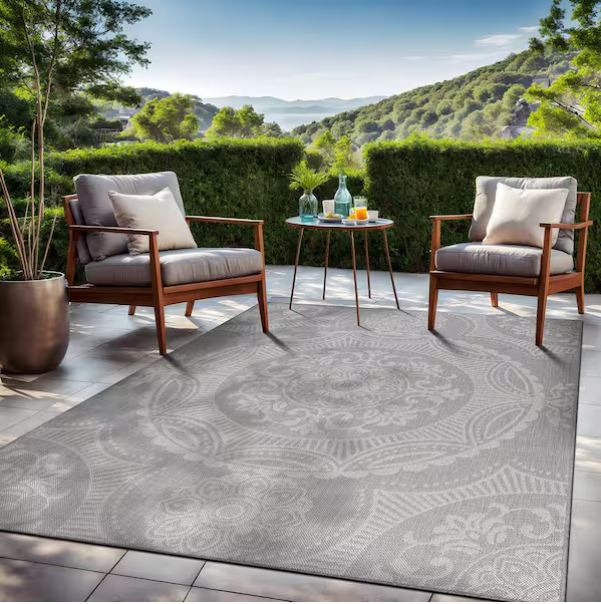 Waikiki Grey/White 8 ft. x 10 ft. Medallion Indoor/Outdoor Area Rug