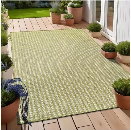 Arrow Olive 5 ft. x 7 ft. Chevron Striped Washable Indoor Outdoor Area Rug