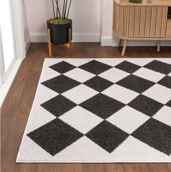 Draper Classic Geometric Diamond Pattern White/Charcoal 4 ft. x 6 ft. Area Rug