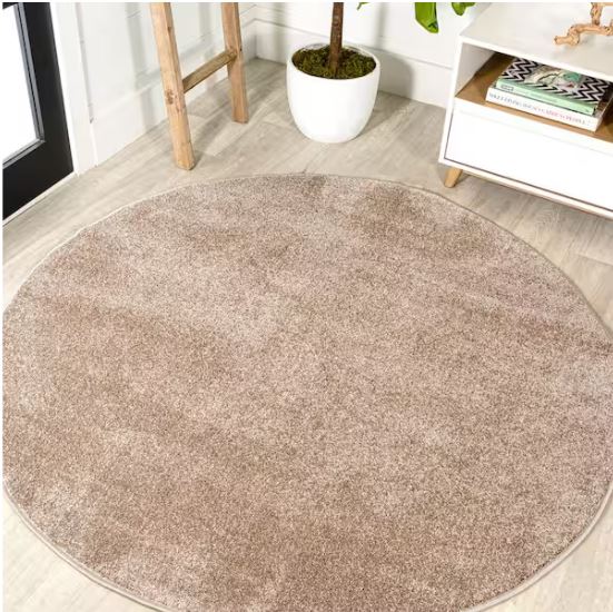 Haze Solid Low-Pile Beige 4 ft. Round Area Rug