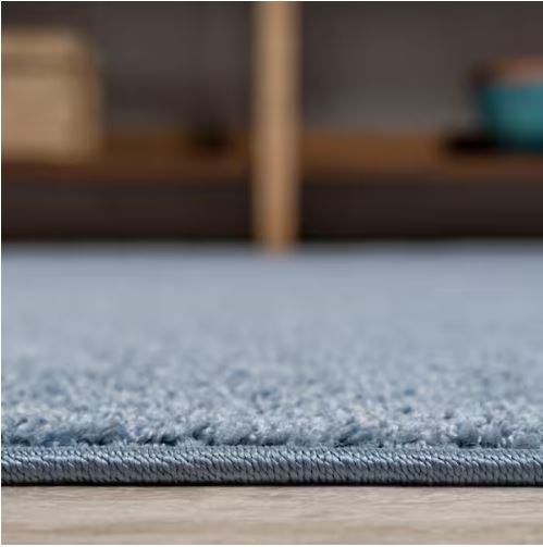 Haze Solid Low-Pile Classic Blue 5 ft. Round Area Rug
