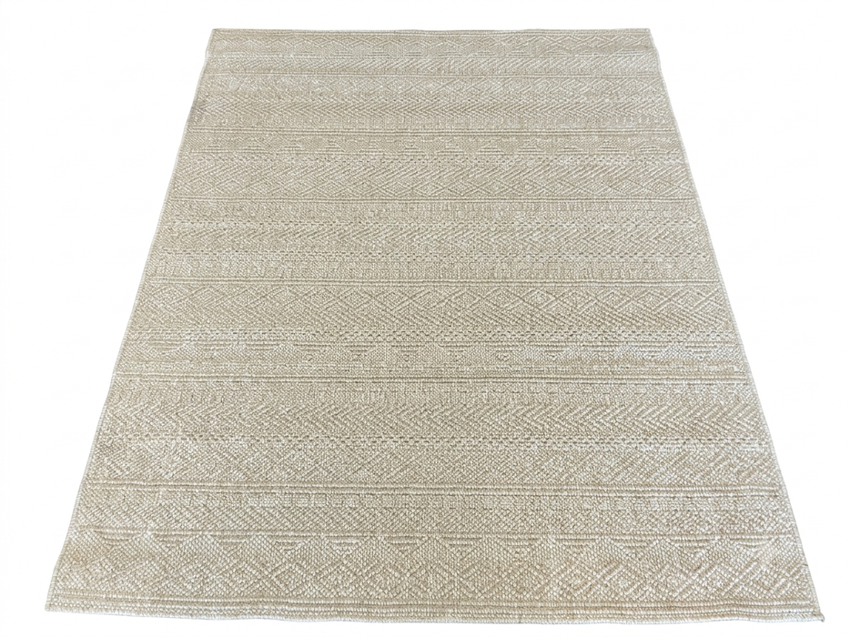 5' x 7' Area Rug