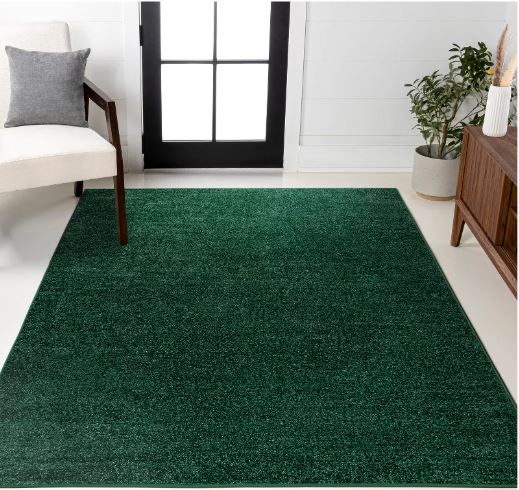 JONATHAN Y Haze Solid Low-Pile Emerald 4 ft. x 6 ft. Area Rug, Non-Shedding, Easy-Clean, Durable Synthetic Fibers