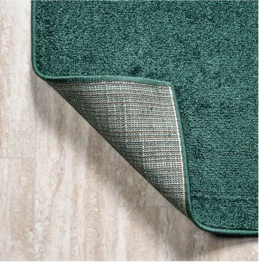 JONATHAN Y Haze Solid Low-Pile Emerald 4 ft. x 6 ft. Area Rug, Non-Shedding, Easy-Clean, Durable Synthetic Fibers