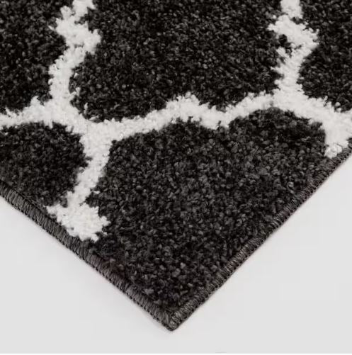 Seyward 8 ft. x 10 ft. Grey Trellis Shag Area Rug