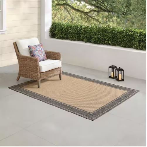 Black/Beige Texture Border 6 ft. x 9 ft. Indoor/Outdoor Area Rug