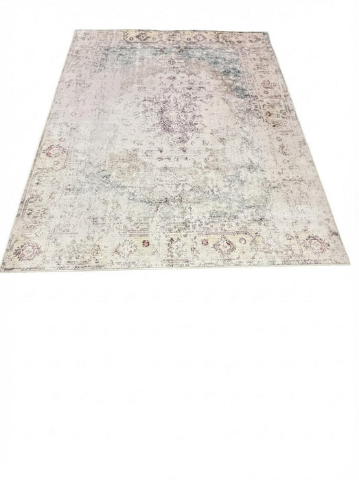 8' x 10' Area Rug