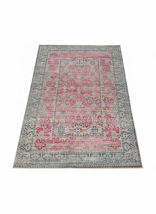 7' x 9' Area Rug