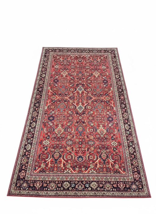 7' x 10' Area Rug