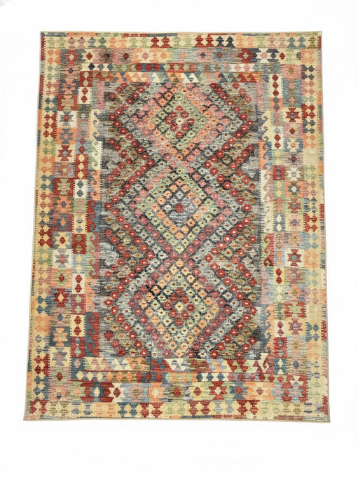 7' x 9' Area Rug