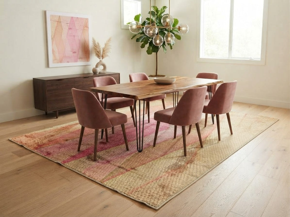 7' x 9' Area Rug