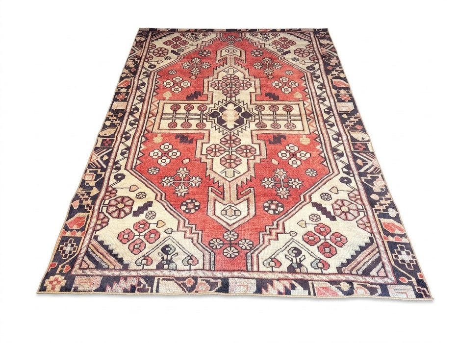 8' x 12' Area Rug