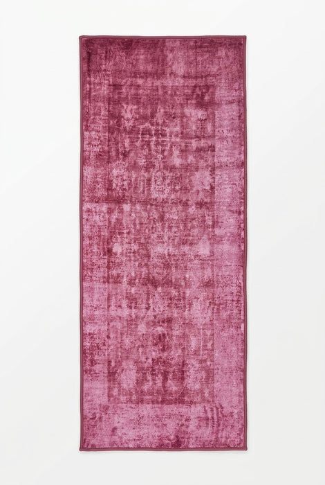 2' x 5' Area Rug