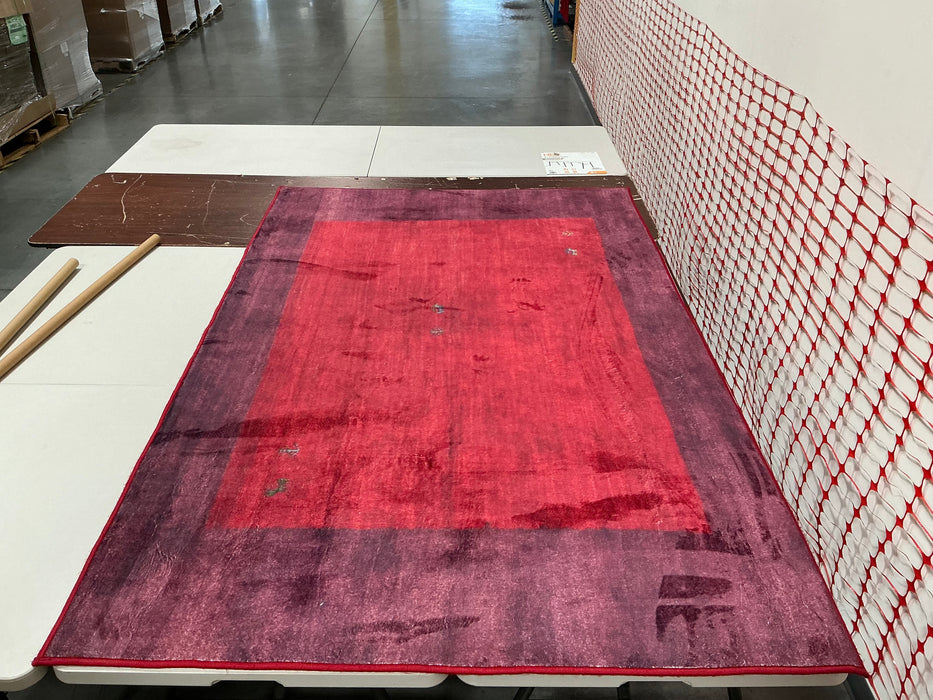 5' x 8' Area Rug