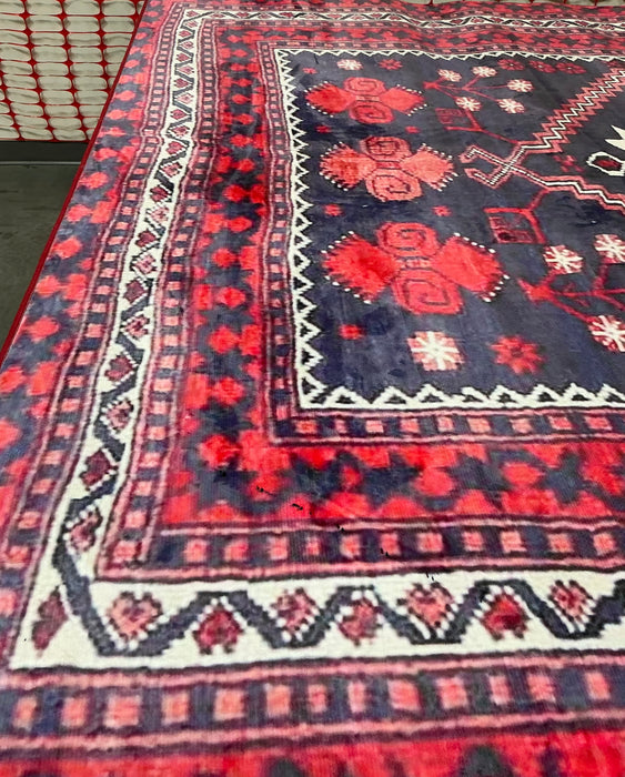 8' x 12' Area Rug
