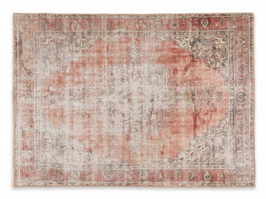 5' x 7' Area Rug