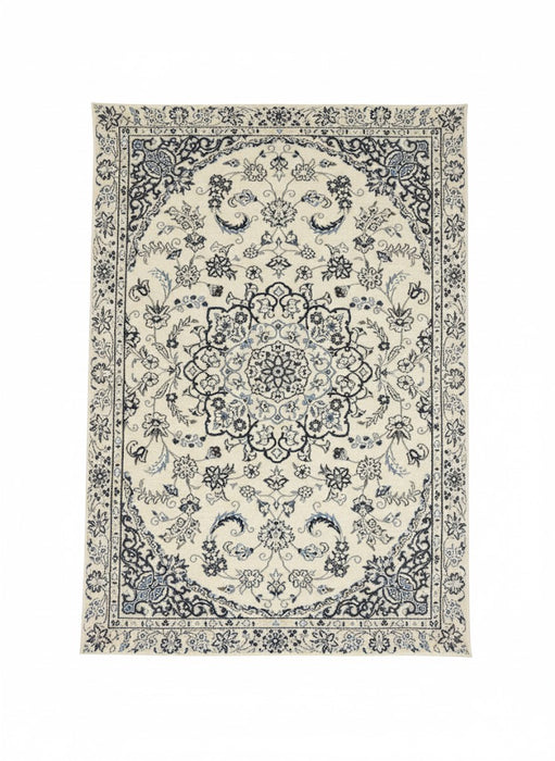 6' x 9' Area Rug