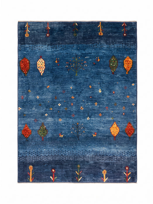 7' x 9' Area Rug