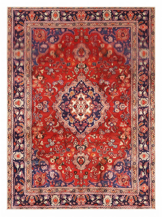 7' x 9' Area Rug