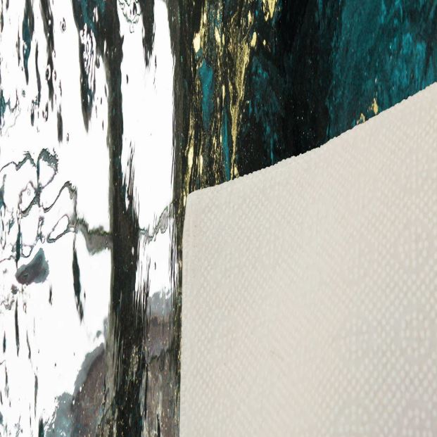 2'7" x 5" Abstract Indoor Rug