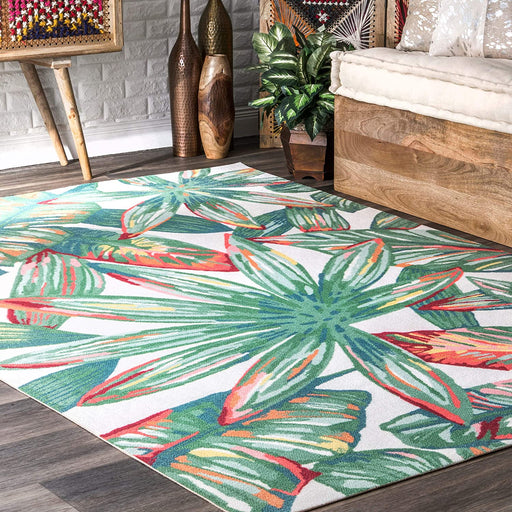 Size 6' x 9', Multi Colored nuLOOM Lindsey Country Floral Indoor/Outdoor Area Rug